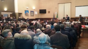 La sala consiliare  durante l'assemblea tenutasi il 13 febbraio 2015